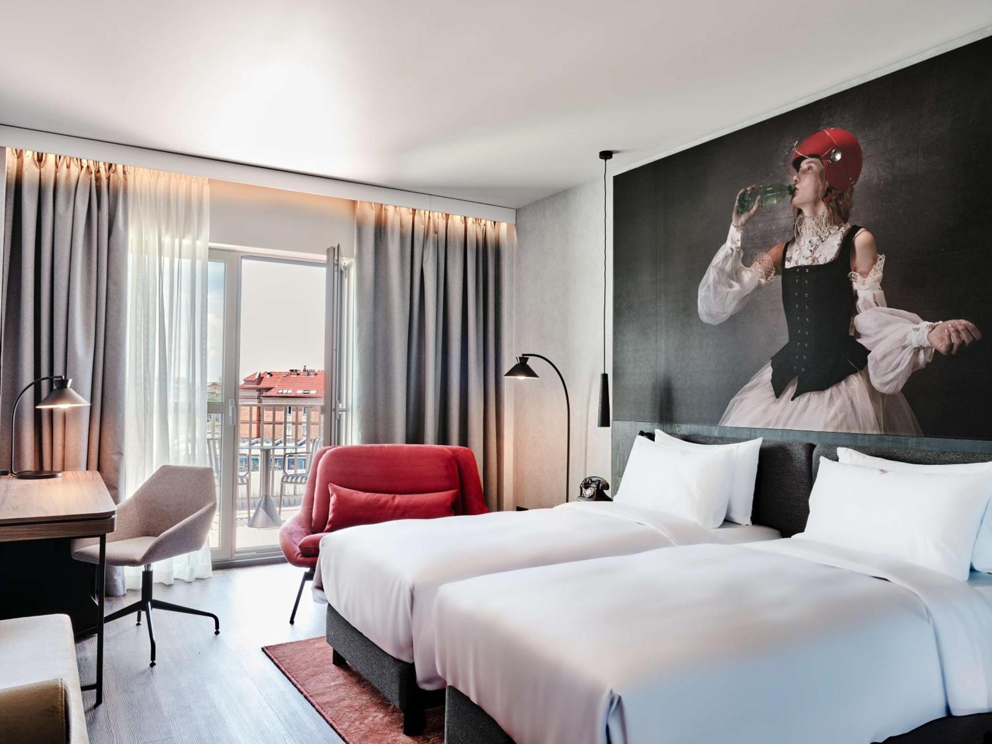 Radisson Red Hotel & Radisson Red Apartments, Cracovia Exterior foto